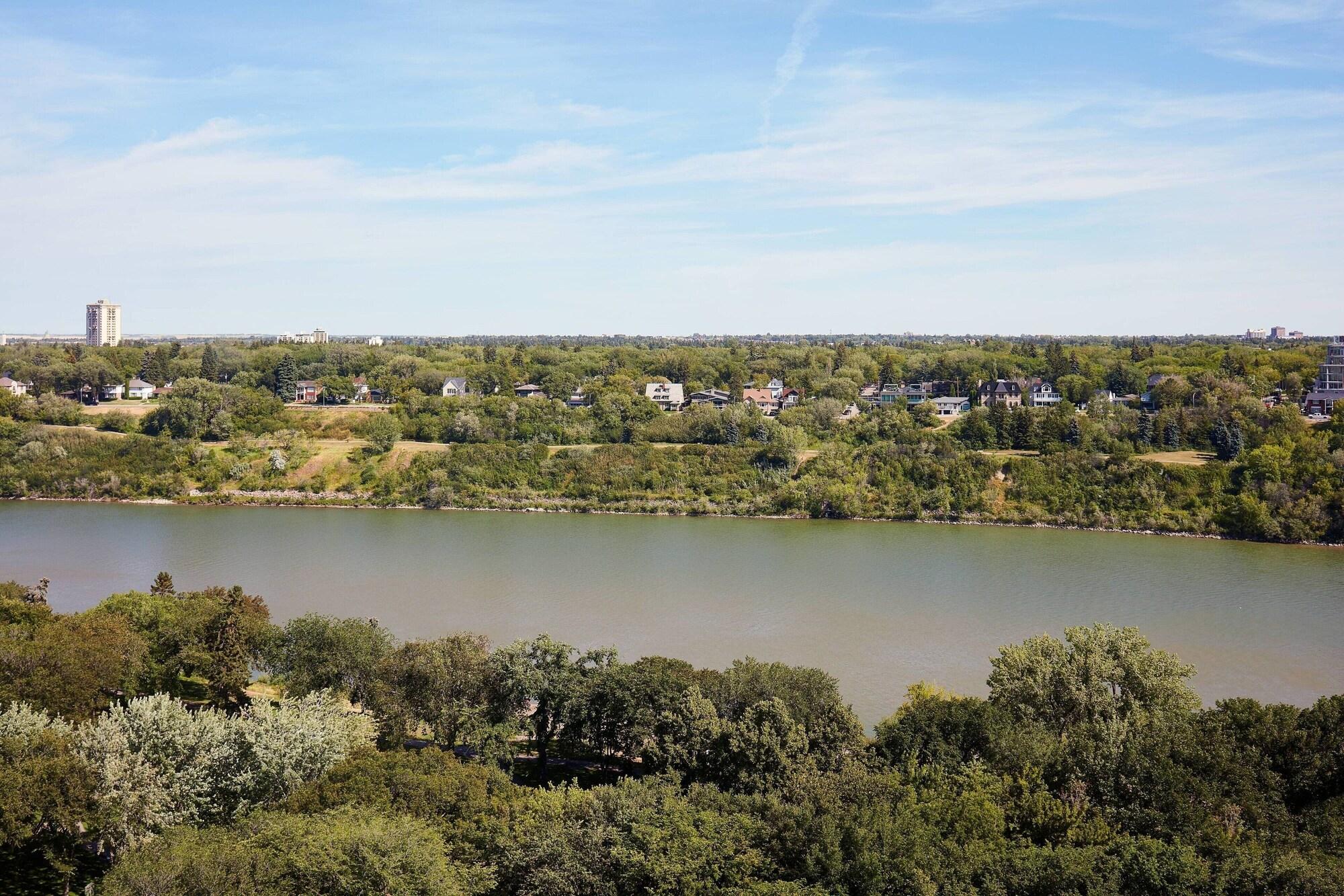 Hotel Delta By Marriott Downtown Saskatoon