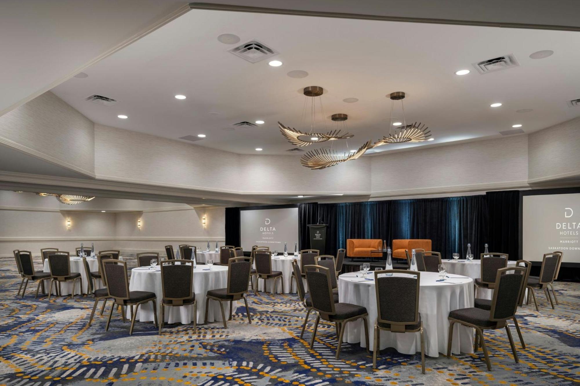 Delta By Marriott Downtown 3*