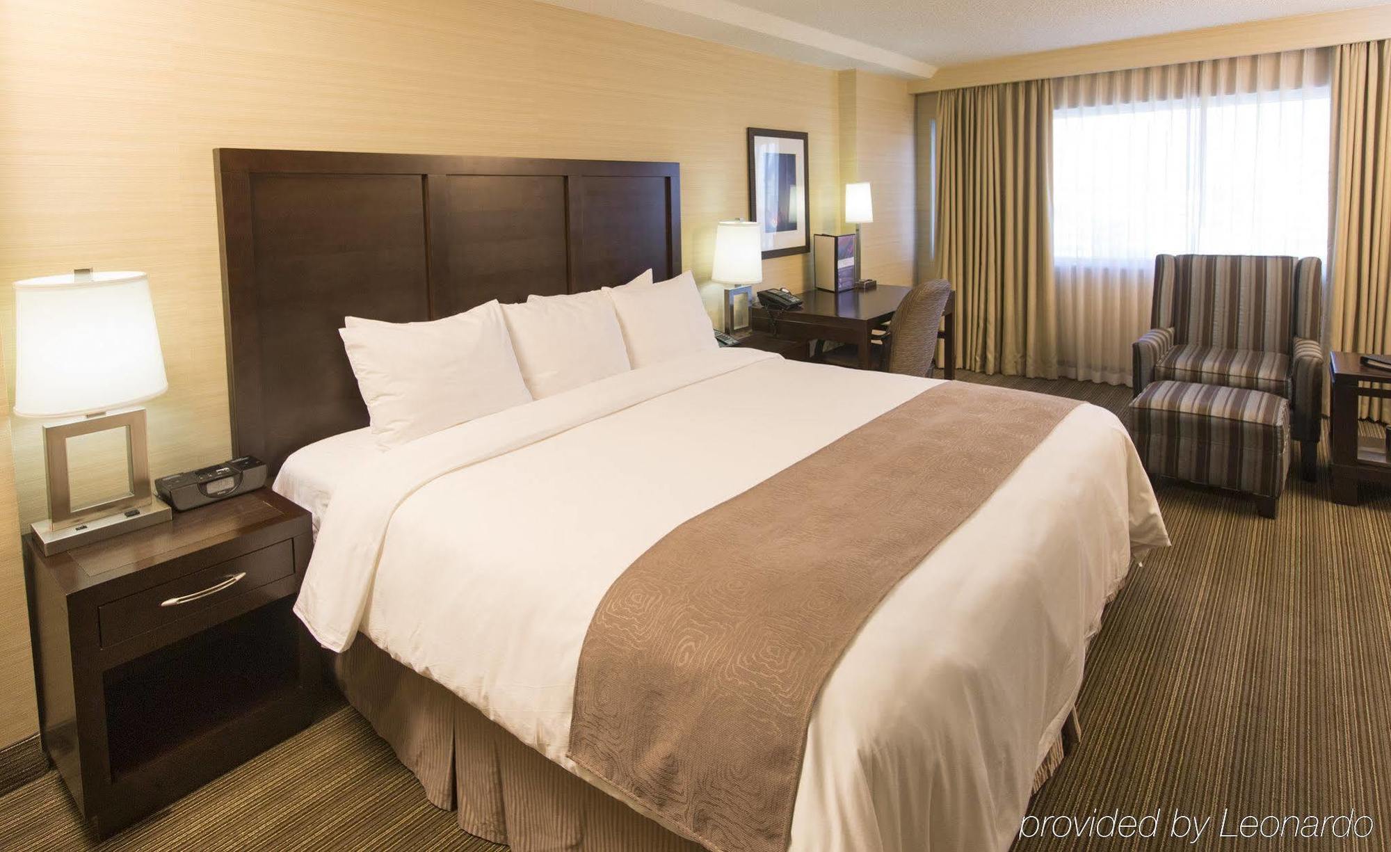 Delta By Marriott Downtown Hotel 3*